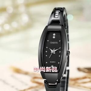 Fashionable womens watch with small dial oval barrel shape niche compact watch for women