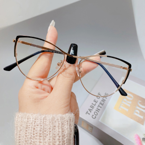 Metal Anti Radiation Eyeglasses Ultra Light Fashion Personality Mens and Womens Cat Eye Glasses Replaceable lens