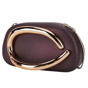 คลัทช์ย้อนยุคสำหรับผู้หญิงทันสมัยพร้อมโซ่การออกแบบที่หรูหรากระเป๋าปาร์ตี้ขนาดเล็กสำหรับงานแต่งงานและกลางคืน