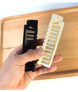 1pcs 2 in 1 Portable Antistatic Comb Head Massage Cosmetic Comb Folding Hair Styling Tools Travelling Comb