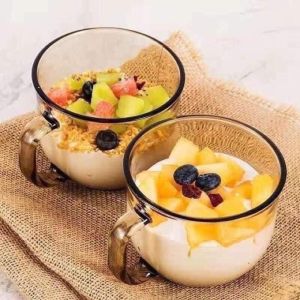 Cốc thủy tinh màu hổ phách óc tay cầm ly thủy tinh dung tích 480 ml