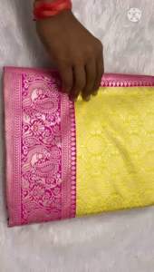 YOUR DREAM WEDDING LOOK SAREE SHOULD SEAMLESSLY FIT YOUR COMFORT SOFT LICHI SILK