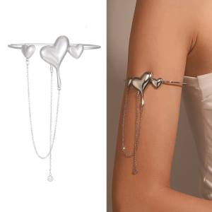 Fashion Heart Tassel Charm Upper Arm Chain Bracelets for Women Armlet Opening Bangle Cuff Bracelet Punk Body