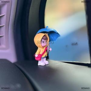 [COD] REMAI0 Cute Umbrella Couple Car Interior Decoration Action Figures Auto Rearview Mirror Dashboard Ornaments For Car Accessories