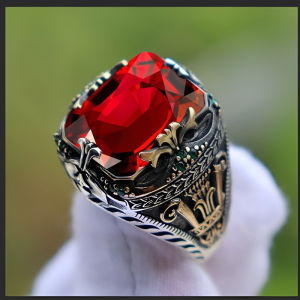 Luxury Mens Jade Ring Vintage Design Elegant Green Gemstone Jewelry