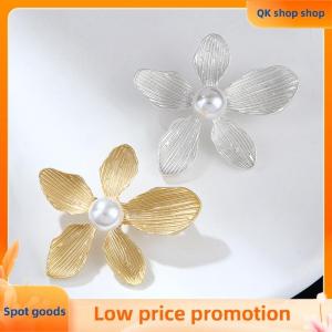 ✨QK shop✨ Vintage Pearl Five-petal Flower Brooch for Women Clothing Party Lapel Pin Accessories Gift