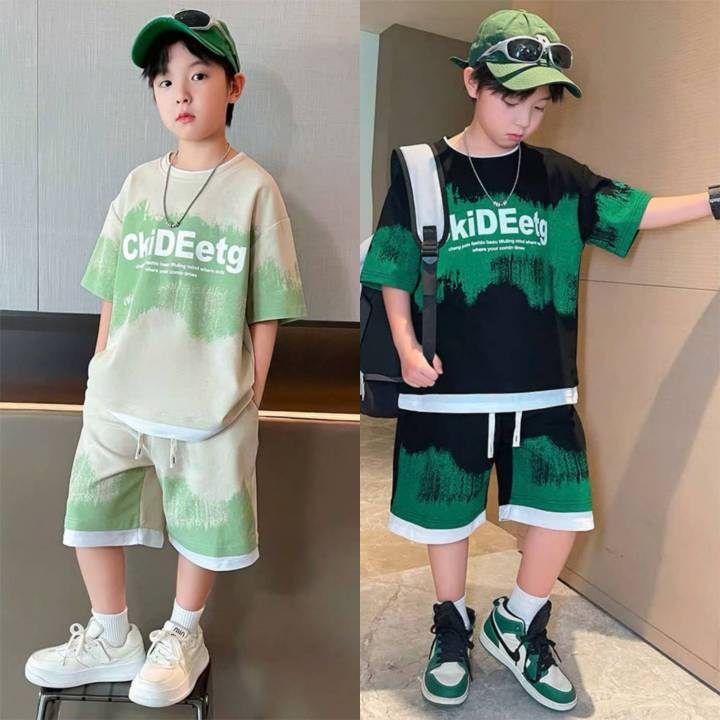 Bộ đồ thể thao bé trai năng động phong cách khỏe khoắn