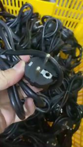 Dây nguồn máy tính pc nồi cơm điện 2 3 chấu xịn điện nguồn - Dây Nguồn 3 Cửa Tròn Cho Sạc Laptop 3 Chân Loại Tốt1.5M