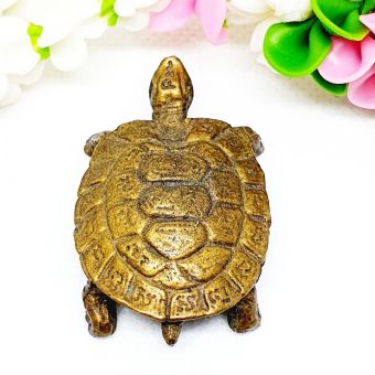 รูปจากผู้ขายบน Lazada: พญาเต่าเรือน วัดไร่แตงทอง เป็นรูปเคารพองค์พญาเต่ามหาโพธิสัตว์หลวงปู่หลิวเมตตาพุทธาภิเษก บูชาเสริมโชคอายุ ตั้งราคา ฿69 ขายแล้ว 115 ชิ้น