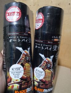 Pilok Pilox Cat Samurai Black Metalic K159 * Hitam Metalic Metalik 400ml Cat Semprot Samurai Kurobushi Cat Pylok
