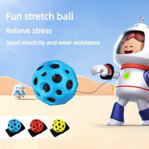 WILLUCK รูปทรงดวงจันทร์ ลูกบอลยืดหยุ่นข้อมือ เชือกดึงกลับ สวิงยืดหยุ่นสูง ลูกบอลเด้งสูง สนุกกับการ ข้อมือสำหรับออกกำลังกาย ลูกบอลกระโดดลูกบอล