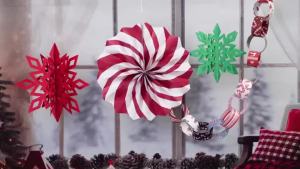 ชุดตกแต่งคริสต์มาส ประกอบด้วยลูกบอลรังผึ้งกระดาษ พู่กระดาษ พวงมาลัย ดาวหมุน ชุดสุขสันต์วันคริสต์มาสสำหรับตกแต่งงานปาร์ตี้คริสต์มาส