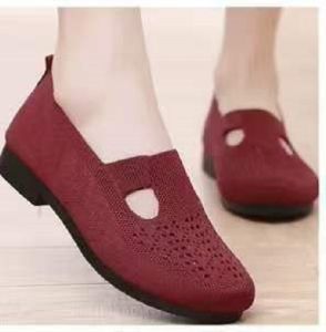 Flats Women Sneakers Summer Mesh Breathable Mother Shoes Soft Sole Non-Slip Shoes Solid Color Comfor