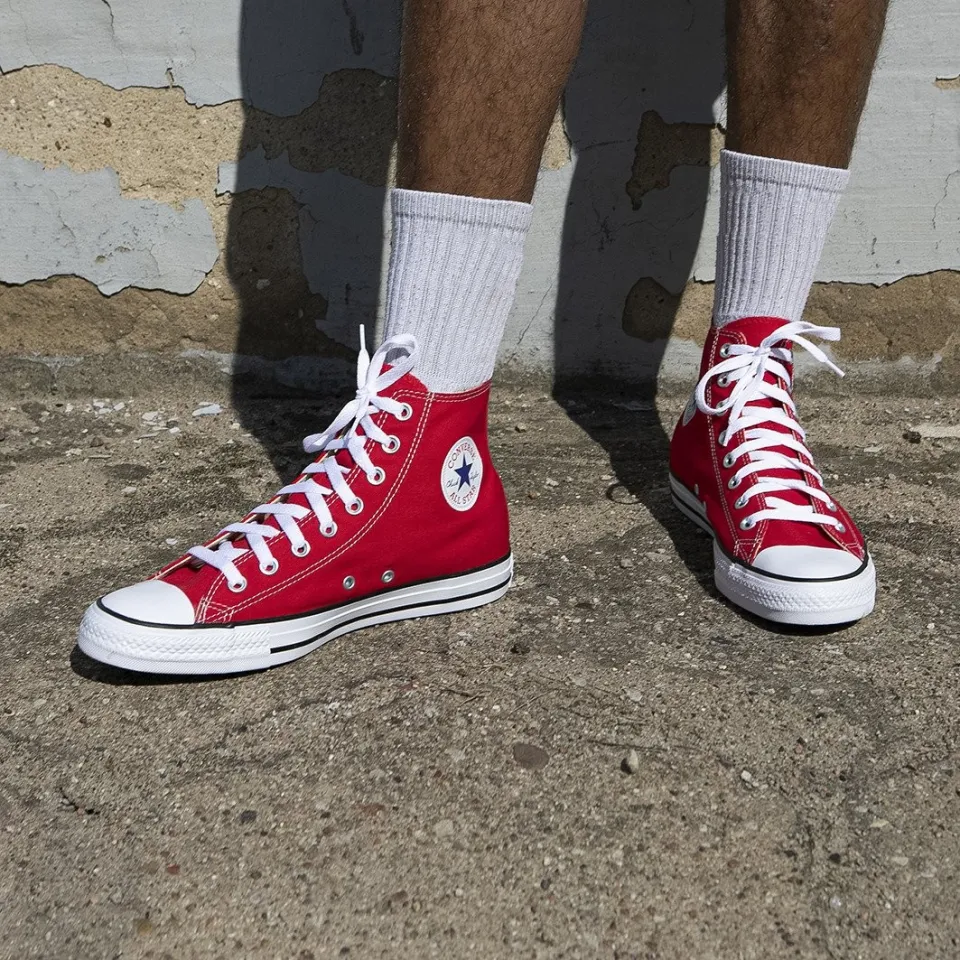 Are converse sales chuck taylors