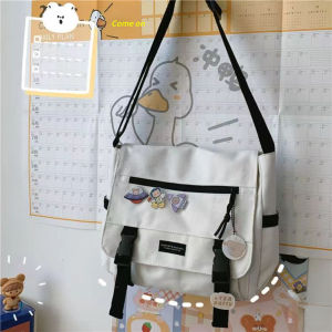 Students Canvas Bag: Ins Retro Street Shooting Crossbody Bag Dark Wind Work Messenger Bag Japanese Harajuku Hundred