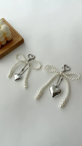 Sweet Heart Pearl Bowknot Keychain Decorations Keyring Ornament Backpack Handbag Charm Pendant Gift for Girls Women