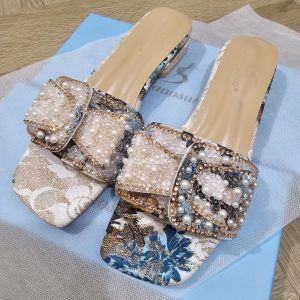 รองเท้าแตะ เพชรประดับมุก พร้อมส่งจากไทย