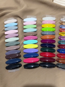 Gói của 12 khăn choàng trang trí pins nhiều màu nhựa hijab Trâm váy thời trang trâm cài đầy màu sắc headscarf trang trí