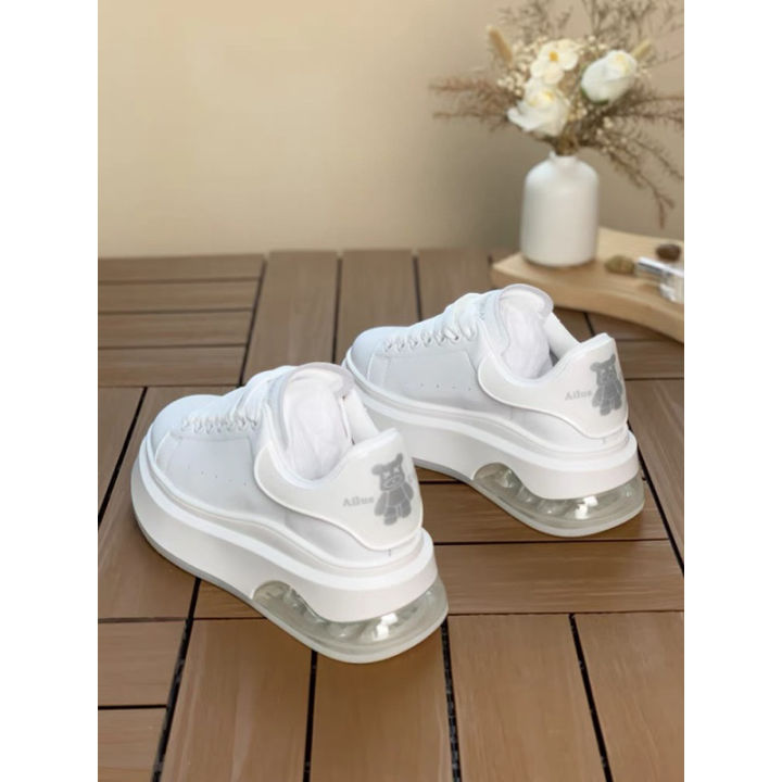 White best sale shoes chunky