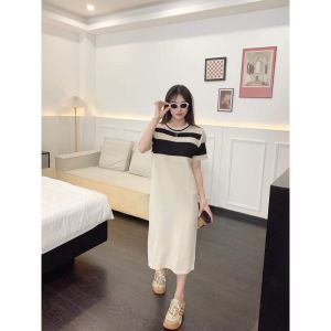 D11745 Lines Contrast Midi Knit Dress