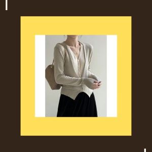 2026 Fall New Women Color Block Fake Two-Piece Knit Cardigan Light V Neck Slim Fit Long Sleeve Knitwear