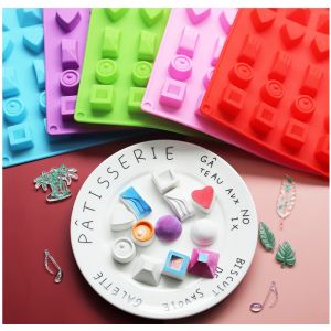 ⚜️FREESHIP⚜️Khuôn silicon làm thạch rau câu socola kẹo dẻo hình con vật  hoa đường kính viên từ 3 - 4 cm nhiều mẫu