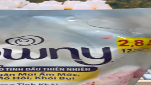 Nước xả vải Downy hương Tinh khôi lan tiên và Trà trắng túi 28L