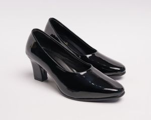 Sepatu Kerja Hitam Glossy Wanita Big Size 35~43 Hak 7cm/Sepatu Formal Perempuan Uk Besar/Sepatu Guru Big Size