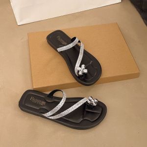 Free Shipping WomenS Outdoor Slippers Summer Flip-Flops Perfect With Dresses A Super Stylish And Versatile New Design For The Beach