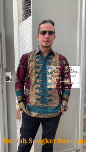 (BISA COD)KEMEJA MOTIF MALIKA PRINTING PABRIK PREMIUM FULL PURING KANCING MEWAH ADA TANGAN PENDEK DAN PANJANG REAL PIC UNTUK COUPLE MALIKA SET / BATIK JUPRI / BATIK SONGKET ( UNTUK CEWEK DI FOTO LAIN YA CHAT ADMIN)/GALLERYKEBAYA / RUMAH SONGKET BANDUNG