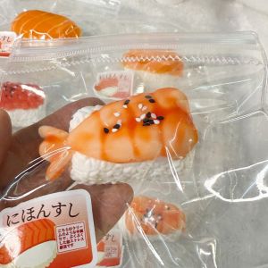 DOWNA Silicone Đồ chơi bóp hình sushi Thực phẩm mô phỏng Phục hồi chậm Đồ chơi giải tỏa căng thẳng  Mềm Mịn Như Kem Đồ chơi cảm giác giác quan Dành cho trẻ em
