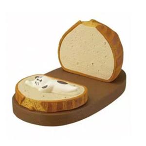 Cartoon Toast Bread Cats Shape Smartphone Holder Resins Figurine Novelty Cats Desk Accessories for Animal Lover Gift