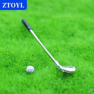 [COD] ZTOYL 1ชุด1:12 dollhouse Miniature outdoor Golf พร้อมลูกบอลสำหรับตุ๊กตาของเล่นสวน