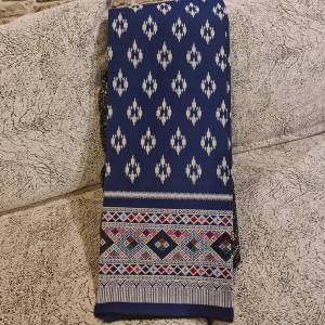 41ผ้าฝ้าย ผ้าทอทั้งผืน ลายมัดหมี่ฝ้ายคราม สีน้ำเงิน