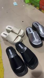 2026 New Ins Korean Style Casual Slippers Fashionable Black Thick-Soled Height-Increasing WomenS Shoes Square-Toed Simple WomenS Slippers