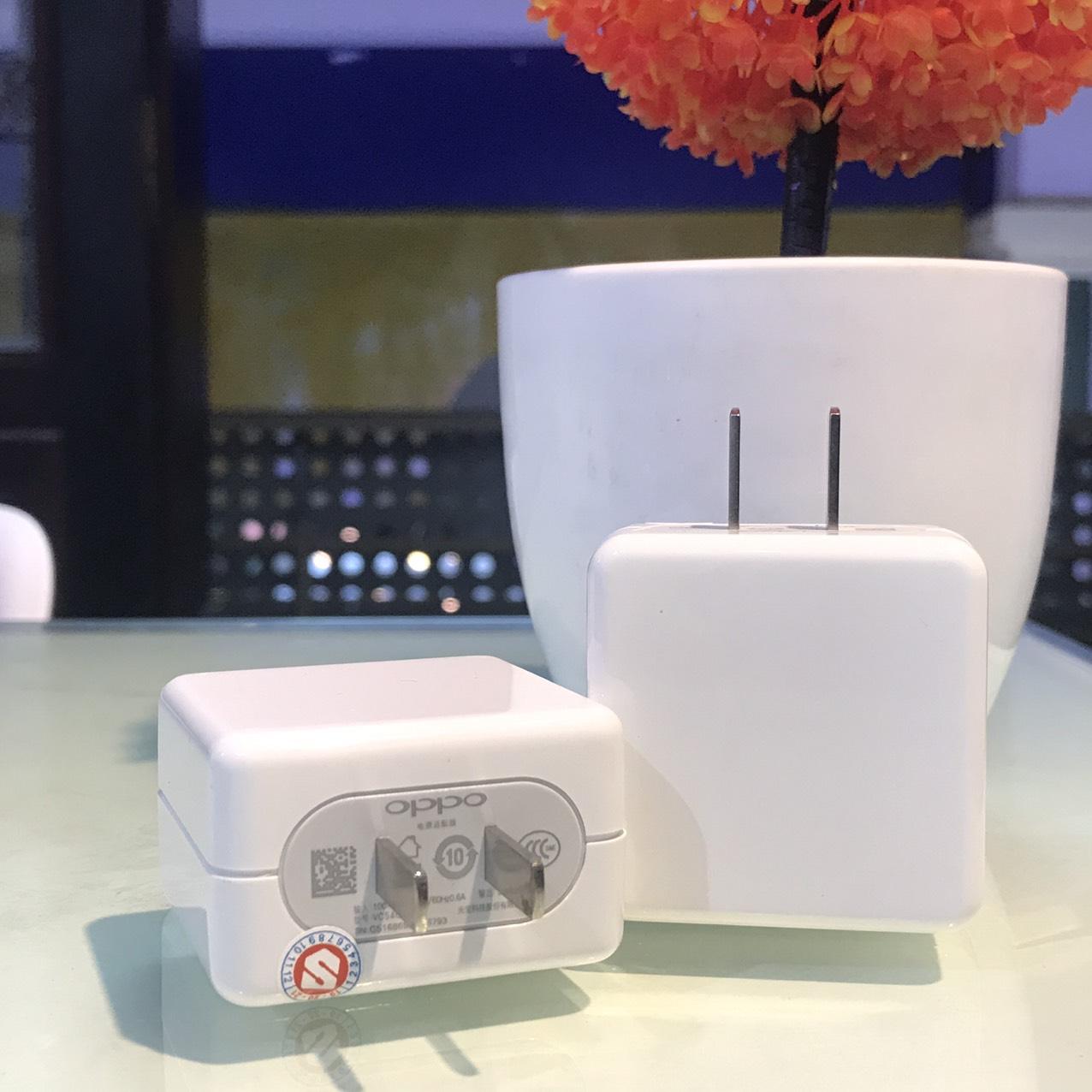 Làm thế nào để phân biệt sạc VOOC chính hãng và hàng giả khi mua phụ kiện cho điện thoại Realme 5 Pro của bạn?