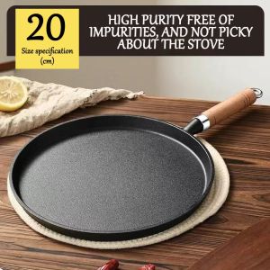 Cast Iron Frying Pan Uncoated Flat-bottomed Pan Nonstick Steak Pancake Barbecue Baking Pan with Anti-scald Wood Handle