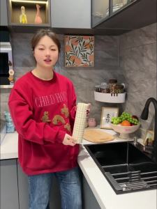 Kitchen and bathroom tissue storage rack no punching household high aesthetic value vacuum suction cup no nail no glue hanging wall rack