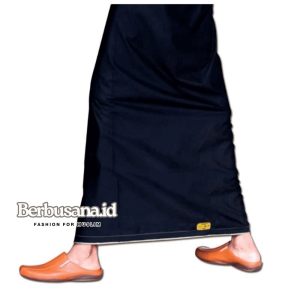 TERLARIS NO.1 SARUNG TENUN HITAM POLOS MOTIF DOBBY SABUK