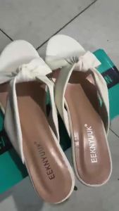Stylish Flat Sandals For Women Suitable For Summer Outdoor Wear 2026 Fashion New Versatile Elegant Nude-Colored Sandals