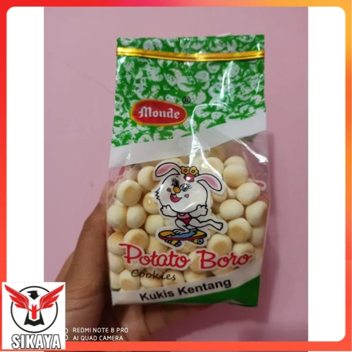 Dildo bilan shahar boylab sayr qilish Chexiya BDSM jinsiy aloqa videolari