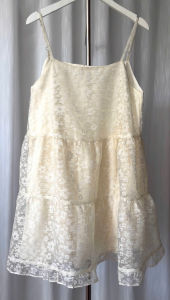 Trắng/ Kem/ Đen Voan hoa/ Chấm bi Có lót Đầm/ Áo chữ A babydoll 2 dây điều chỉnh viền bèo siêu dễ thương thoáng mát TM