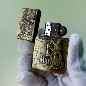 Bật Lửa Zippo Gas Đá Marl.Boro Màu Vàng Bạc ( Xài Gas ) Hộp Quẹt Gas Đá