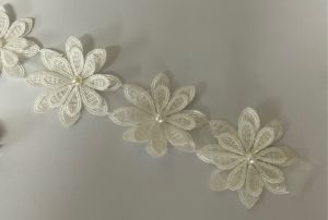 [ลูกไม้เคมี 001] ลูกไม้ ลูกไม้ตกแต่ง หน้ากว้าง 6.5 เซนติเมตร ราคาต่อ 1 หลา