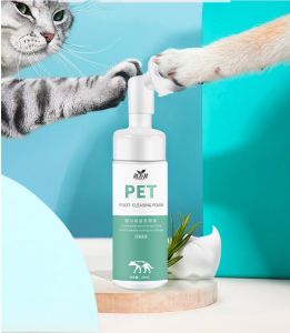 Bọt rửa chân chó mèo Dorrikey làm sạch kẽ chân cho chó và mèo không cần rửa lại với nước (150ml)