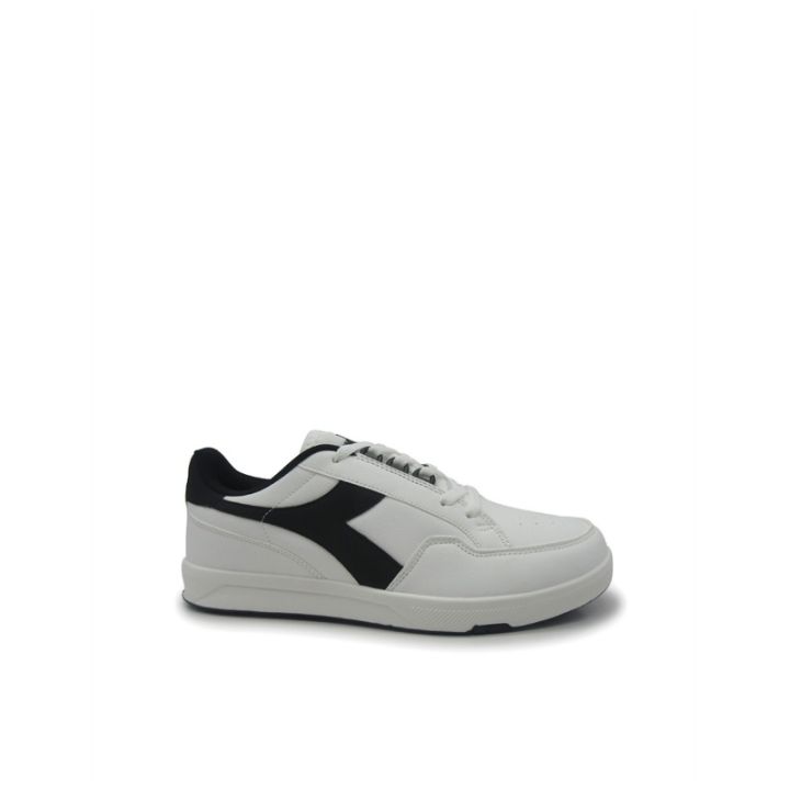 Diadora casual 2025