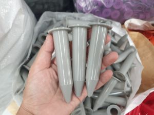 ลิ่มเห็ด บรรจุ 100 ตัว