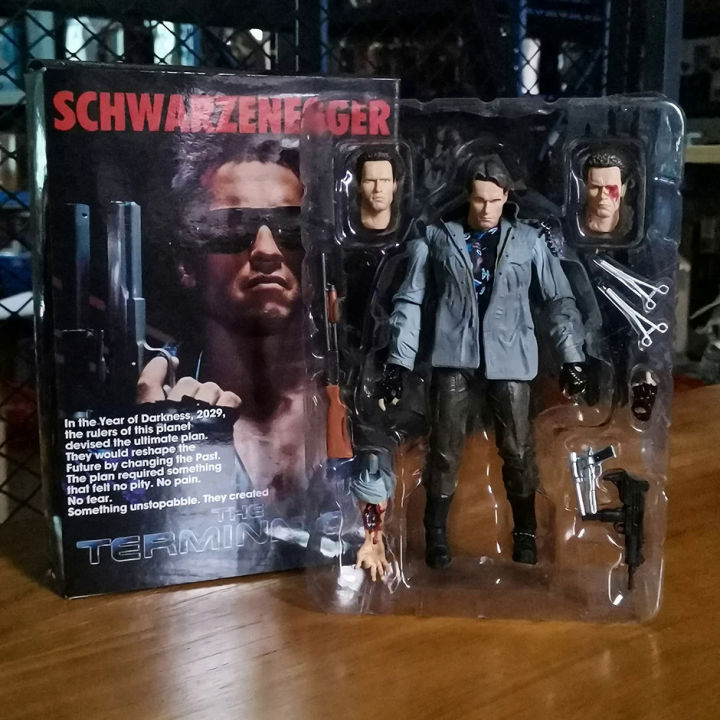 Neca Terminator - Ultimate Terminator Tech Noir T-800 7