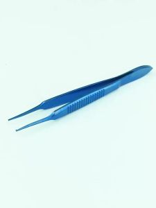 Good Quality Titanium Alloy Ophthalmic 0.6mm Tip Forceps Teethed Clamp Ophthalmic Instrument