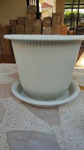 กระถาง hero 12 นิ้ว สีขาว เซ็ทพร้อมจานรอง สินค้าพร้อมจัดส่ง